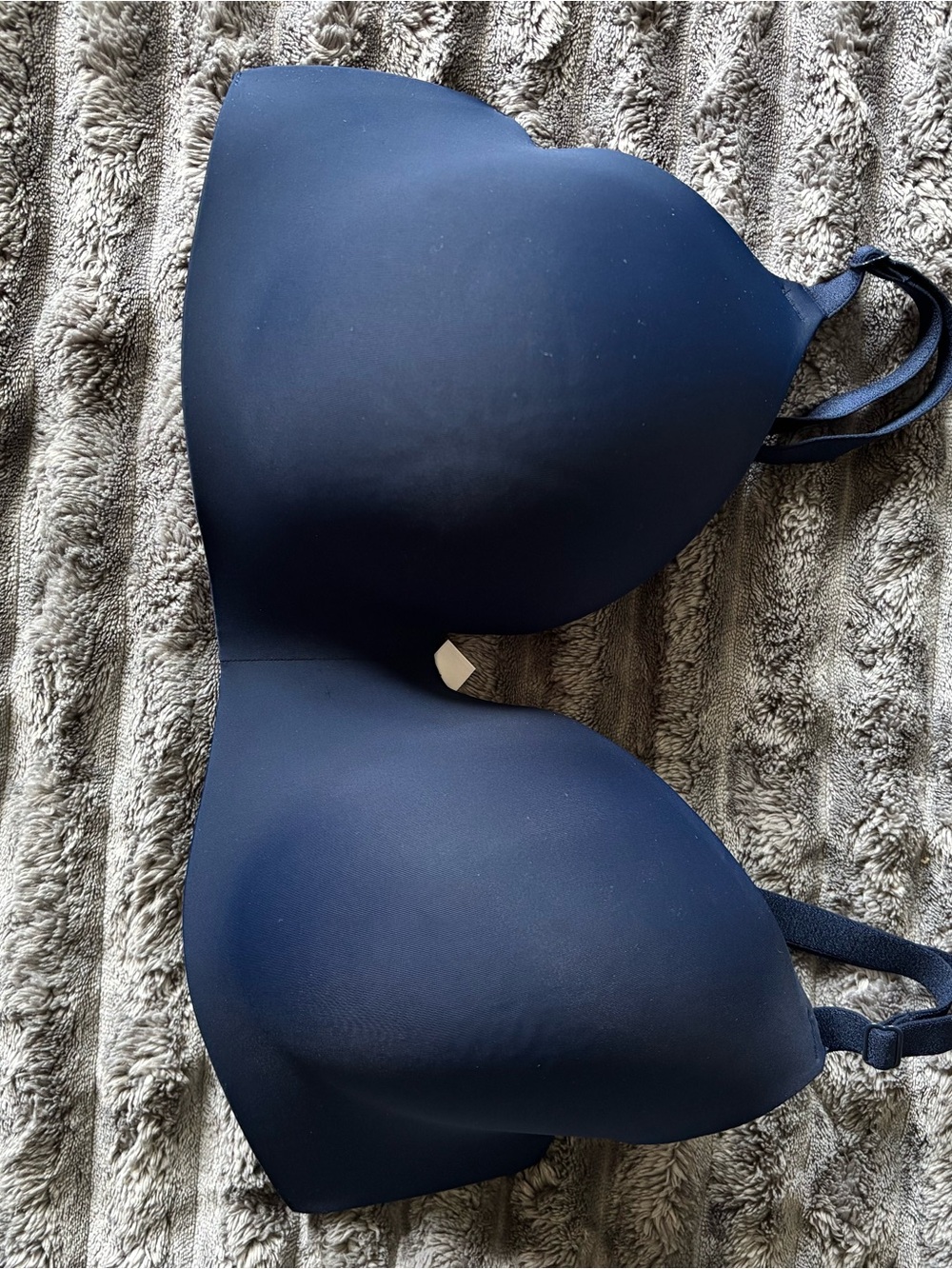 Victoria's Secret PINK wear everywhere lightly lined Smooth Navy T-Shirt Bra 38D